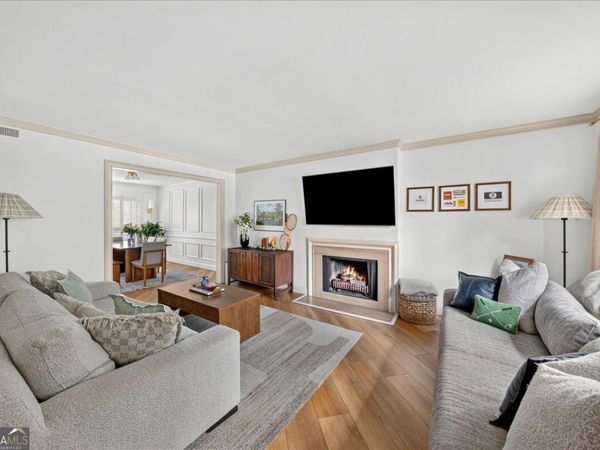 5400 Roswell Road, Unit O5, Atlanta, GA 30342