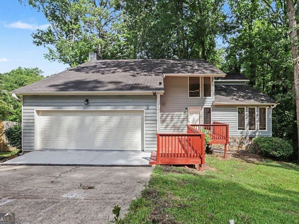 5148 Rocky Glen, Stone Mountain, GA 30088