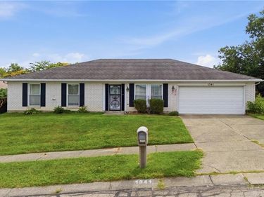 1341 S Elm Street, West Carrollton, OH 45449