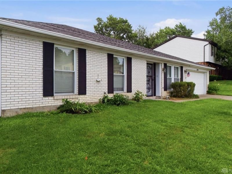 1341 S Elm Street, West Carrollton, OH 45449 Photo 4