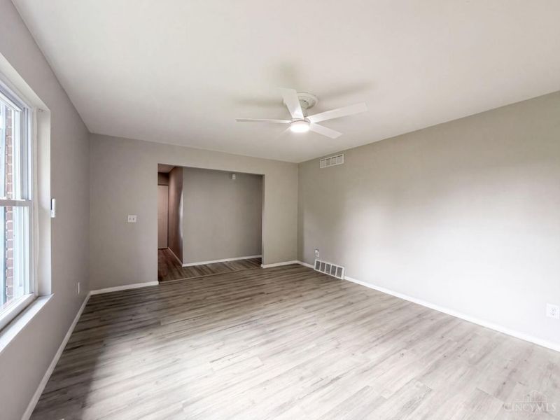12157 Hitchcock Drive, Forest Park, OH 45240 Photo 8