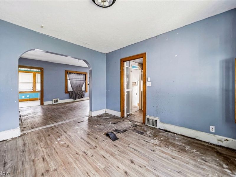 4229 Gifford Avenue, Cleveland, OH 44109 Photo 11
