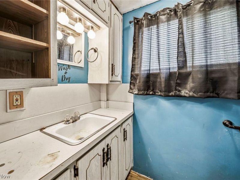 4229 Gifford Avenue, Cleveland, OH 44109 Photo 14