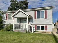 7615 40th Ave, Kenosha, WI 53142 primary photo