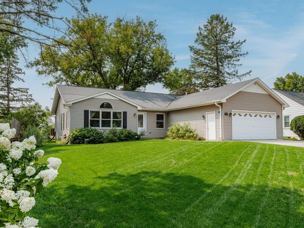 7295 N Lake St, Lannon, WI 53046