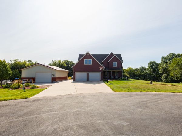 W15852 SUN MEADOW Ln, Preston, WI 54616