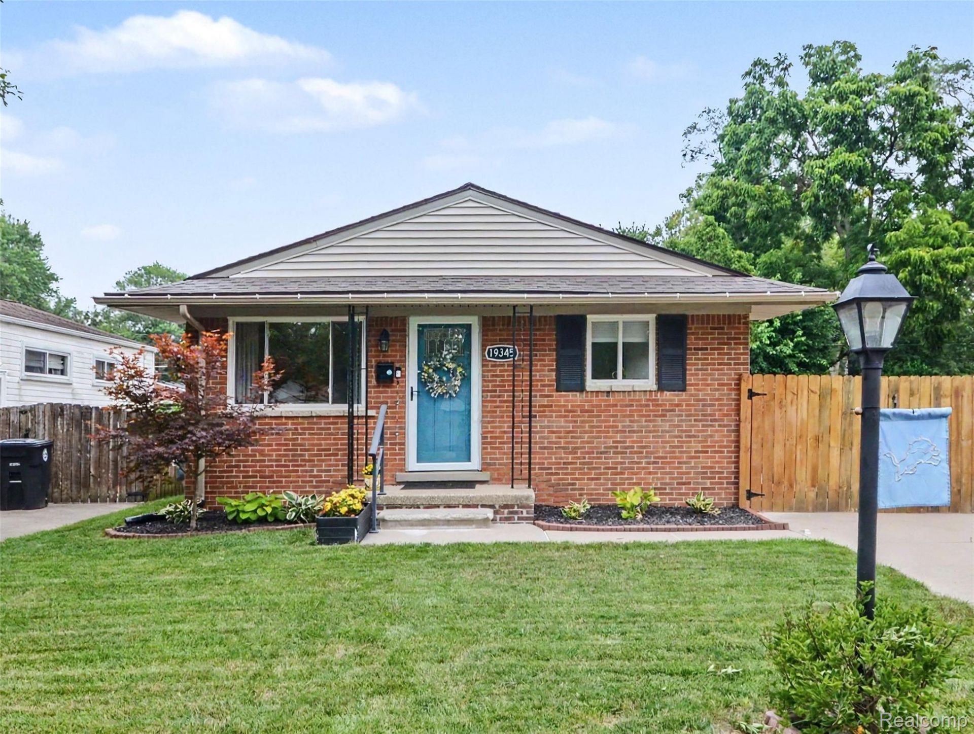 19345 Antago Street, Livonia, Mi 48152 Main Photo