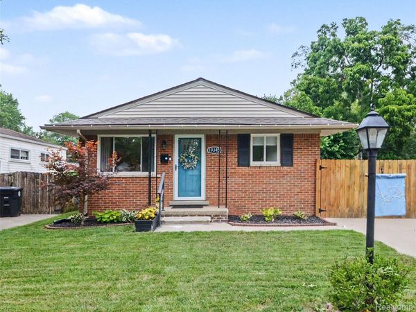 19345 Antago Street , Livonia, Mi 48152