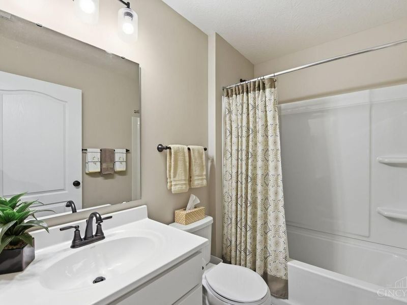 5870 Parkview Lane, Unit 201, Miami Township, OH 45150 Photo 20