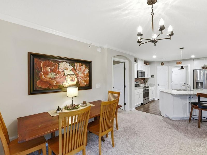 5870 Parkview Lane, Unit 201, Miami Township, OH 45150 Photo 6