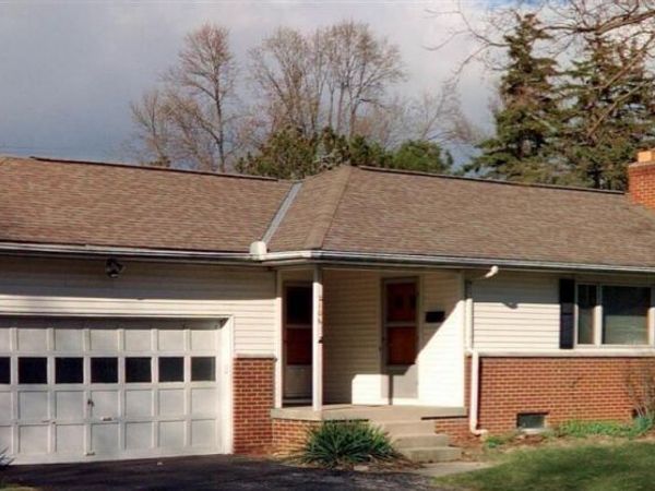 2106 Springhill Drive, Columbus, OH 43221