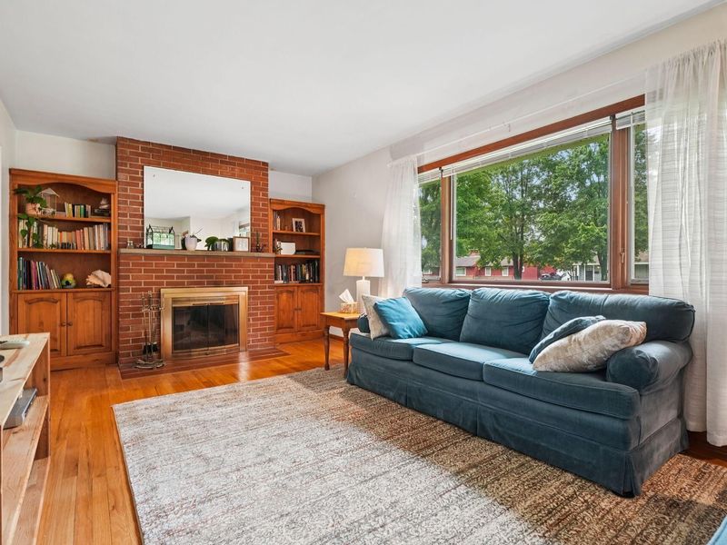2106 Springhill Drive, Columbus, OH 43221 Photo 6