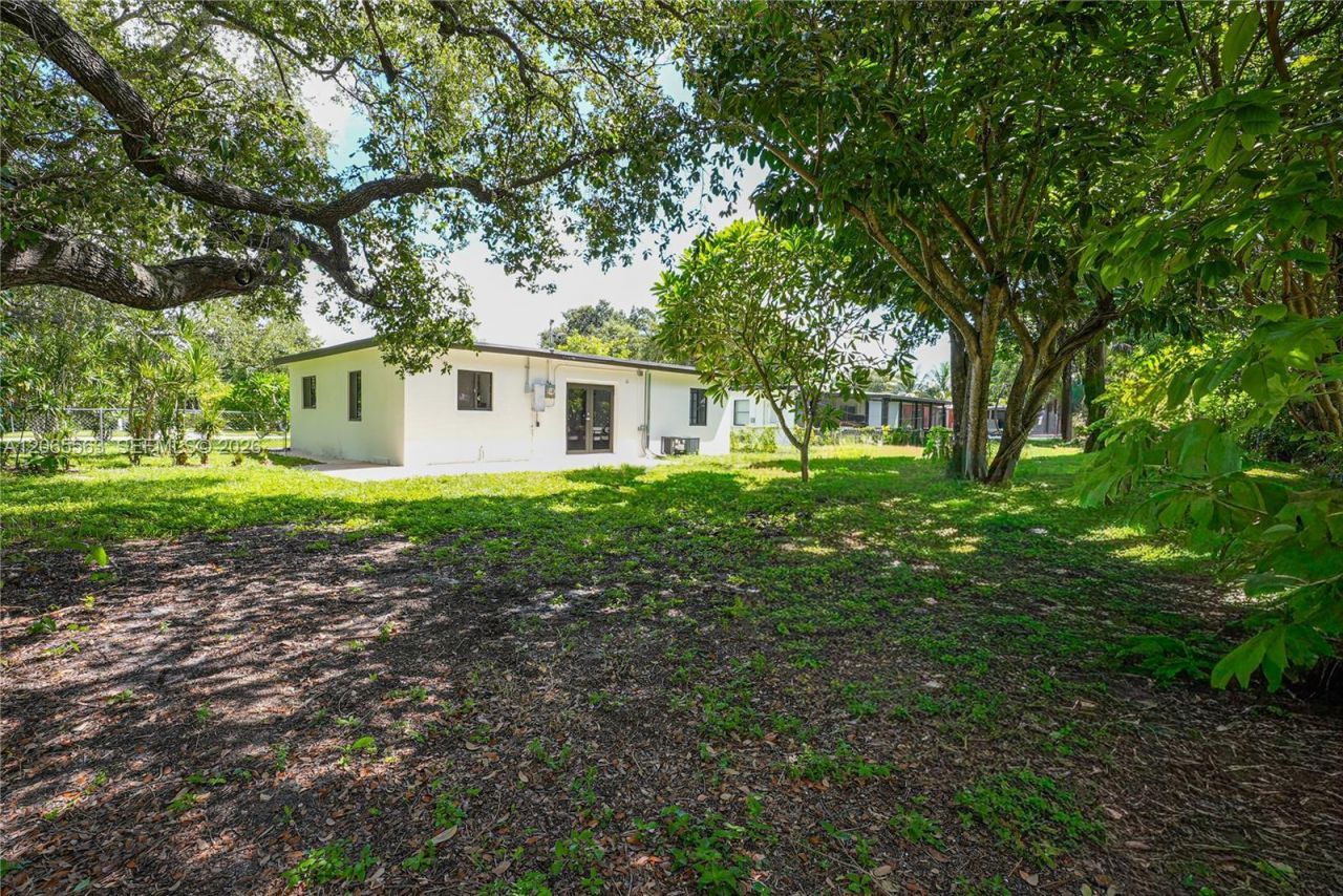 6336 Garfield St , Hollywood, FL 33024 Photo