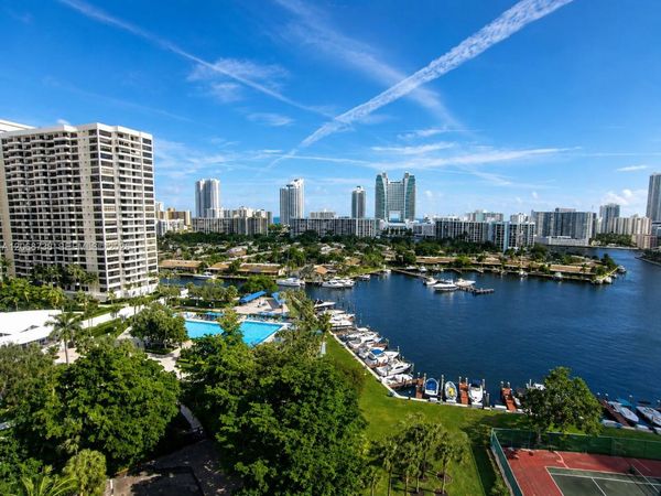 500 Three Islands Blvd , Unit 918, Hallandale Beach, FL 33009