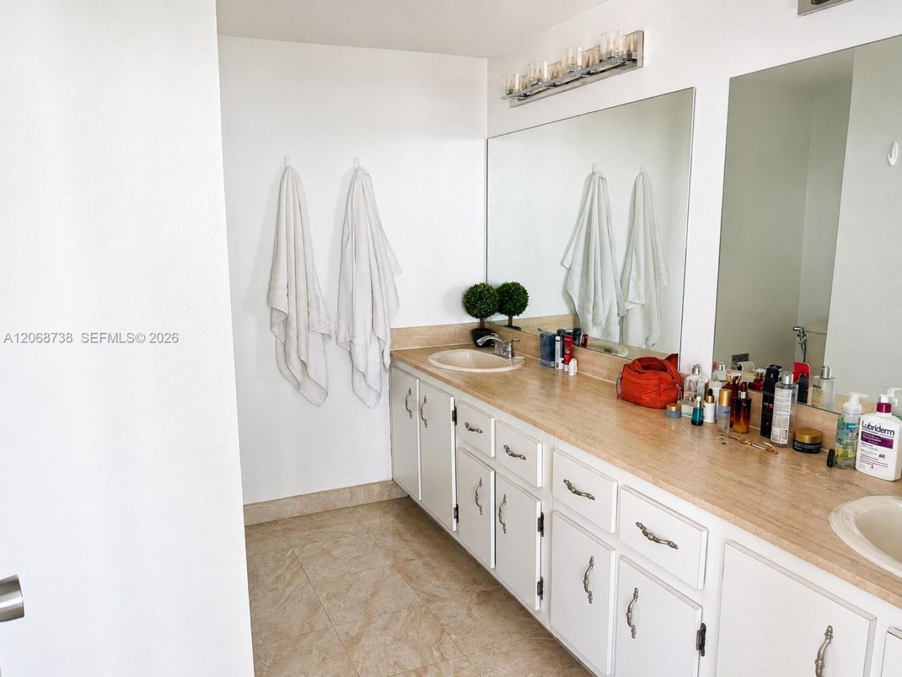 500 Three Islands Blvd , Unit 918, Hallandale Beach, FL 33009 Photo