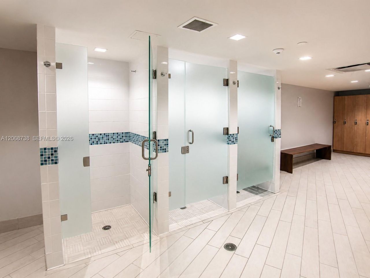 500 Three Islands Blvd , Unit 918, Hallandale Beach, FL 33009 Photo