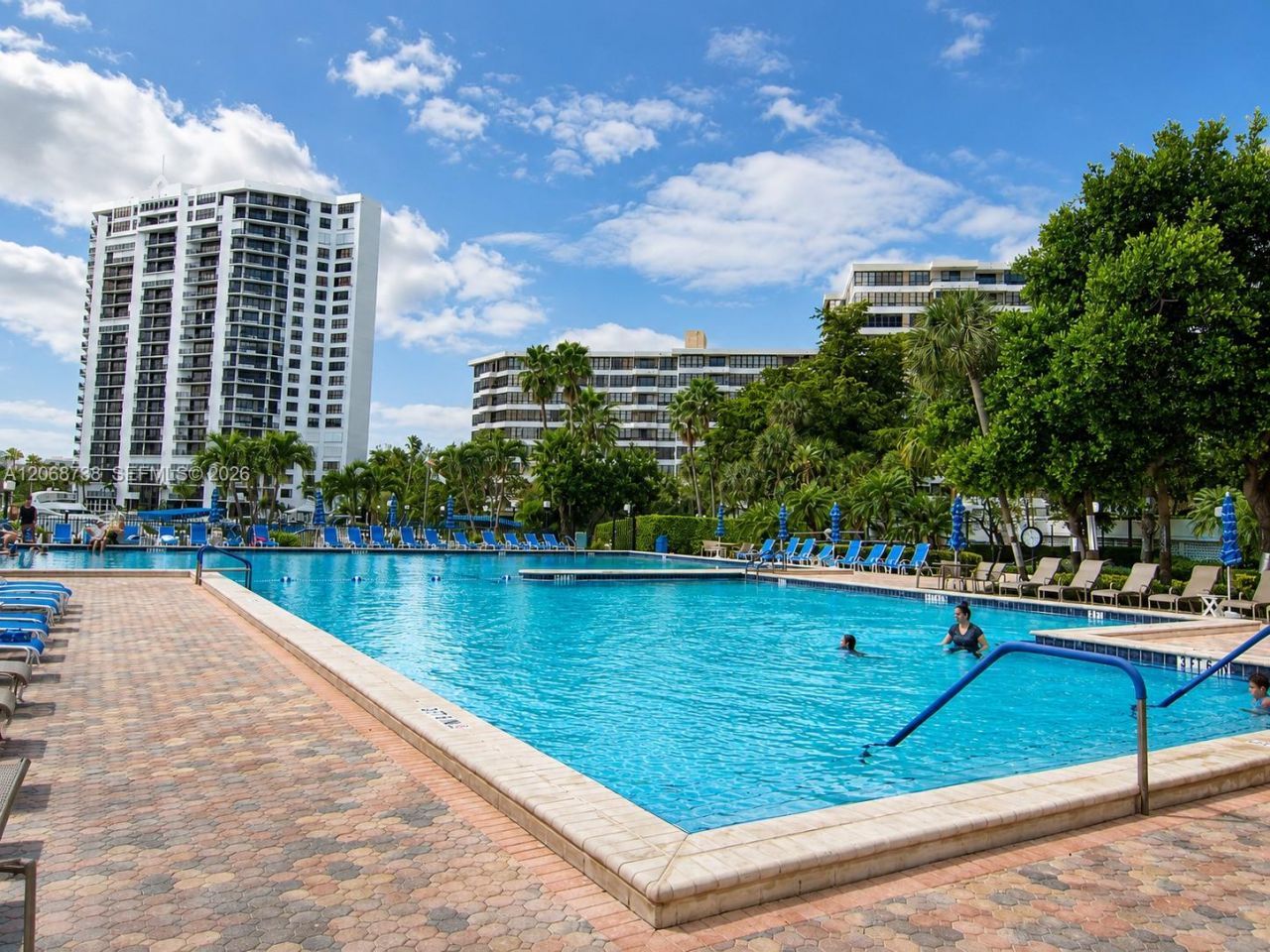 500 Three Islands Blvd , Unit 918, Hallandale Beach, FL 33009 Photo