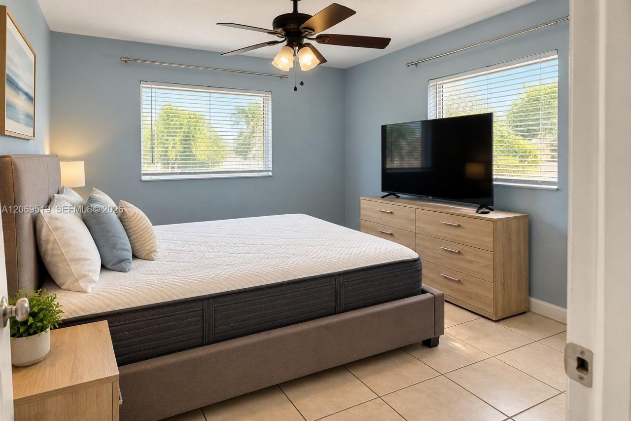 1281 W 35th St, Riviera Beach, FL 33404 Photo