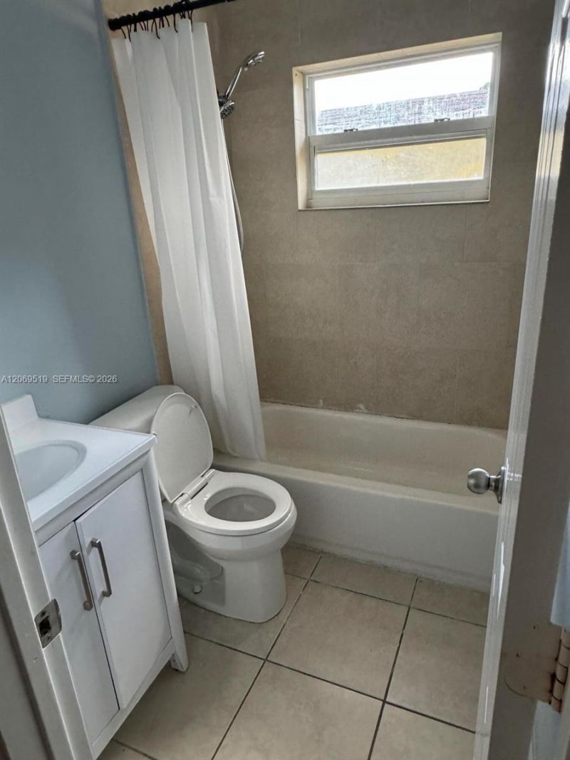 1281 W 35th St , Riviera Beach, FL 33404 Photo