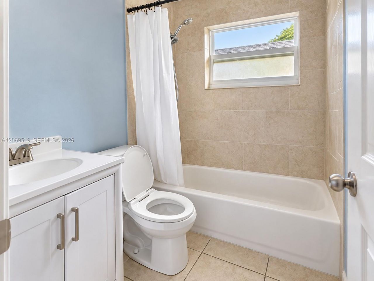 1281 W 35th St, Riviera Beach, FL 33404 Photo