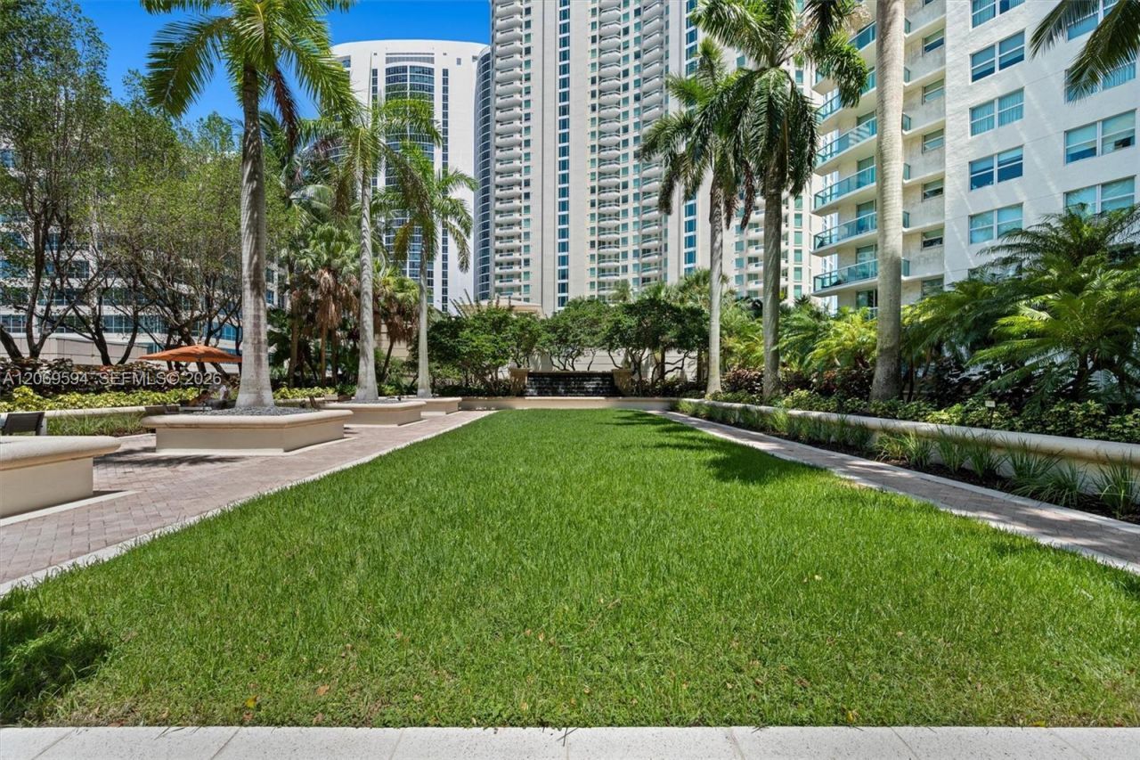 347 N New River Dr E , Unit 2709, Fort Lauderdale, FL 33301 Photo