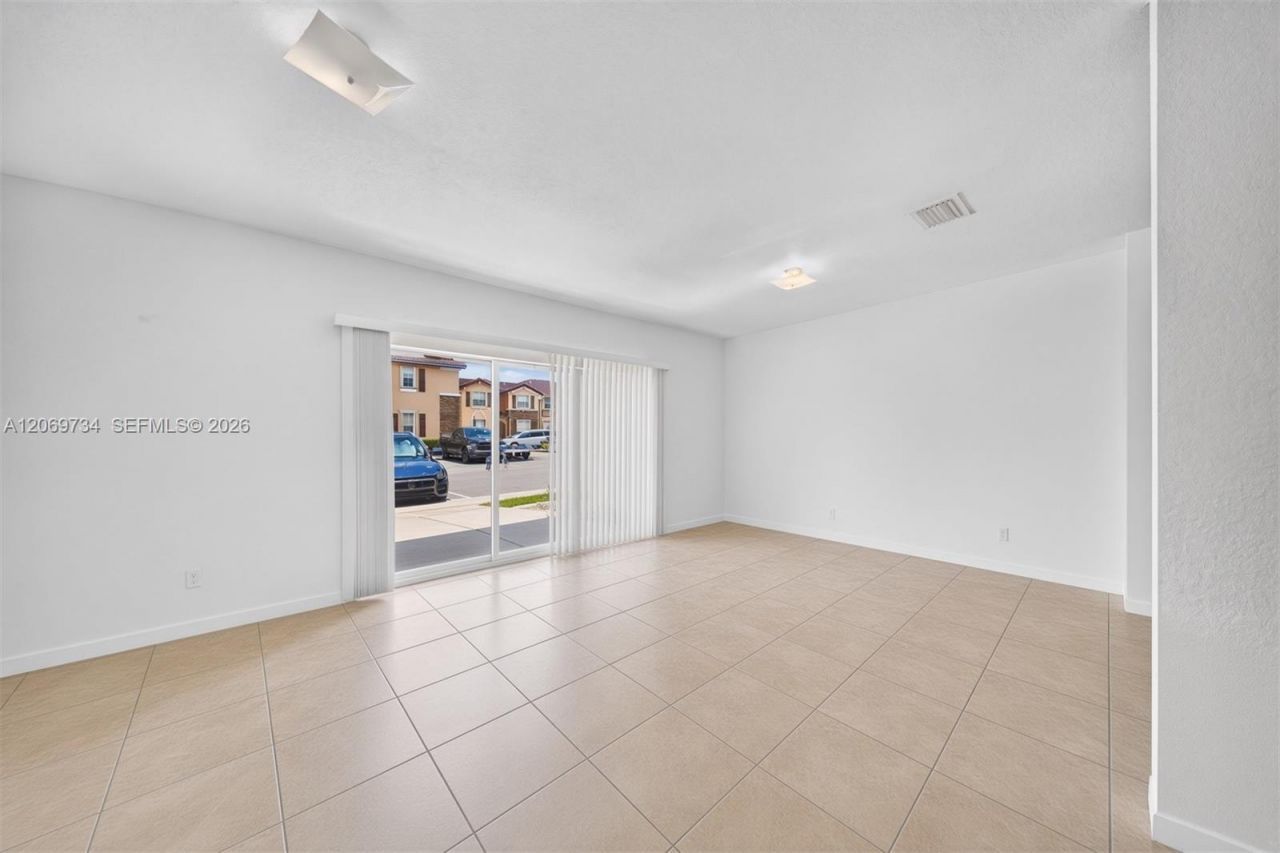 1495 NE 33rd Ave , Unit 101, Homestead, FL 33033 Photo
