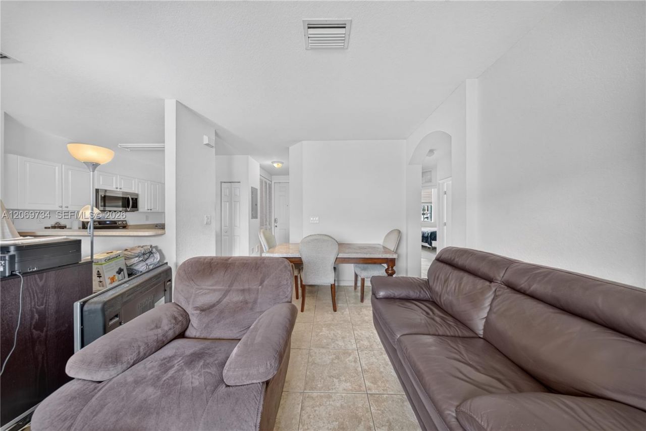 1495 NE 33rd Ave , Unit 101, Homestead, FL 33033 Photo