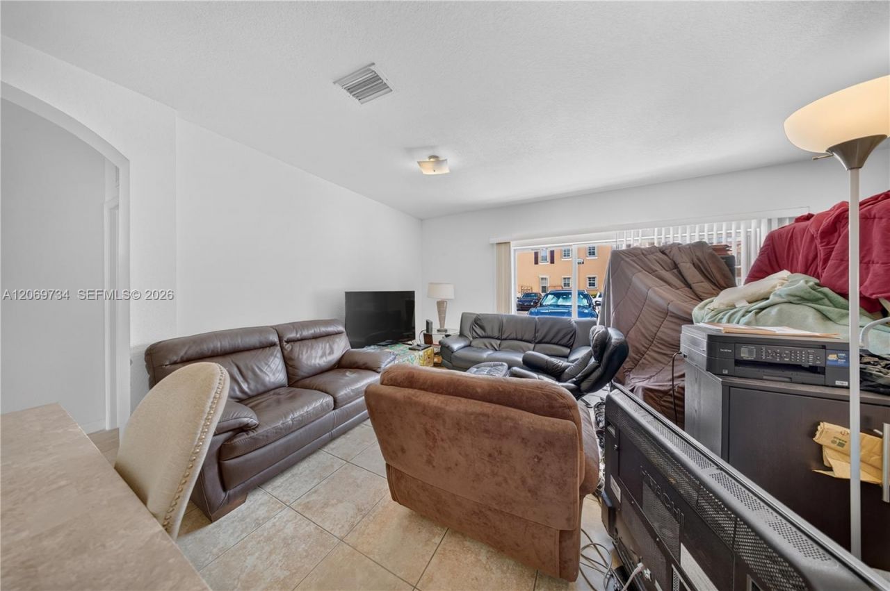1495 NE 33rd Ave , Unit 101, Homestead, FL 33033 Photo