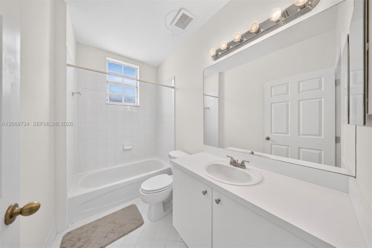 1495 NE 33rd Ave , Unit 101, Homestead, FL 33033 Photo