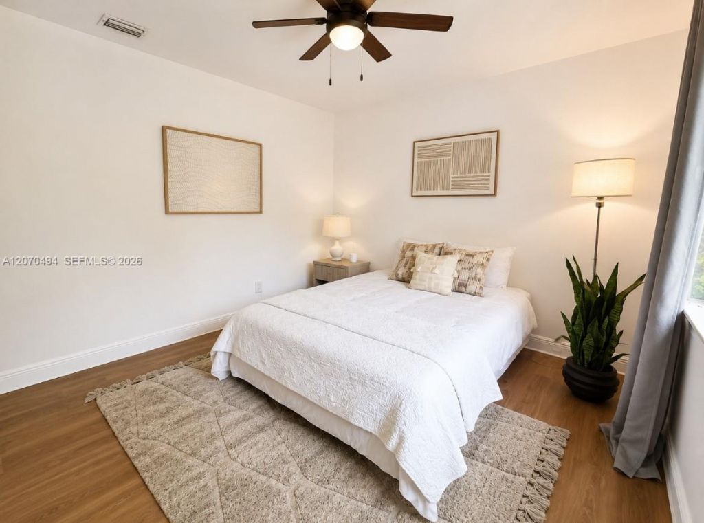 585 NE 121st St, North Miami, FL 33161 Photo
