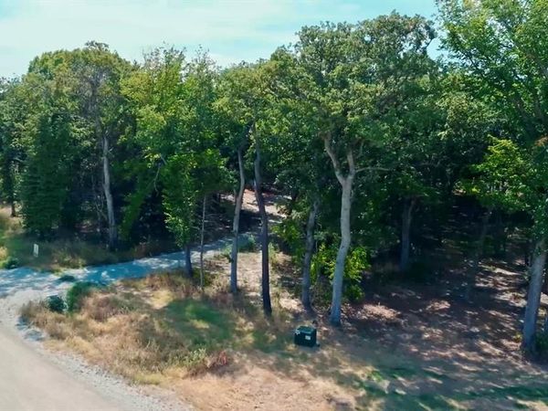 107 Big Cedar Court , Decatur, TX 76234