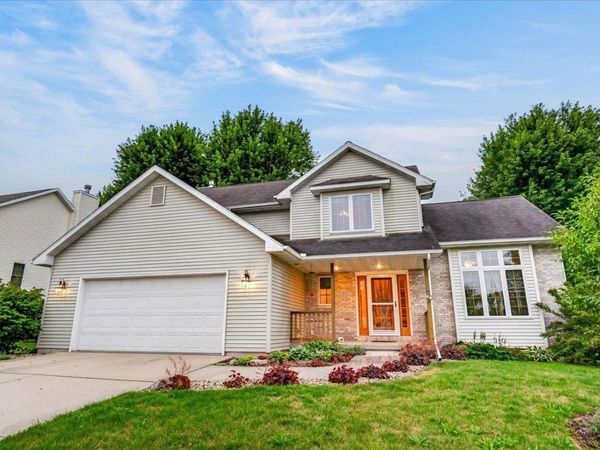 1901 Meadow Drive, Stoughton, WI 53589