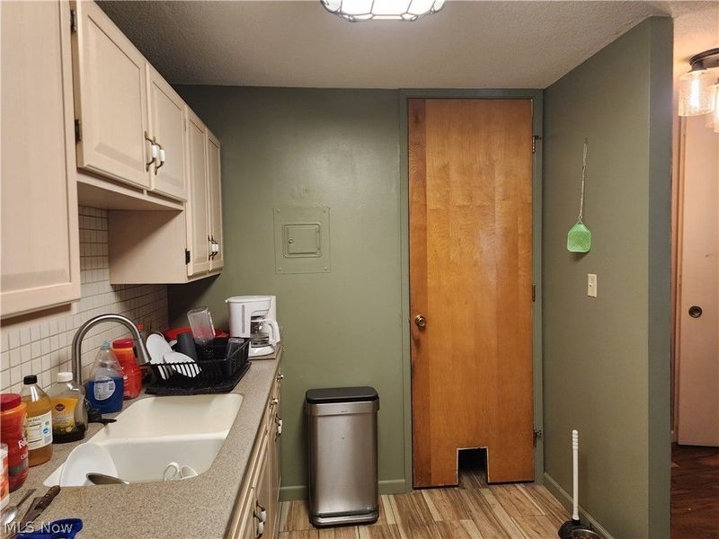 25801 Lakeshore Boulevard, Unit 20, Euclid, OH 44132 Photo 2