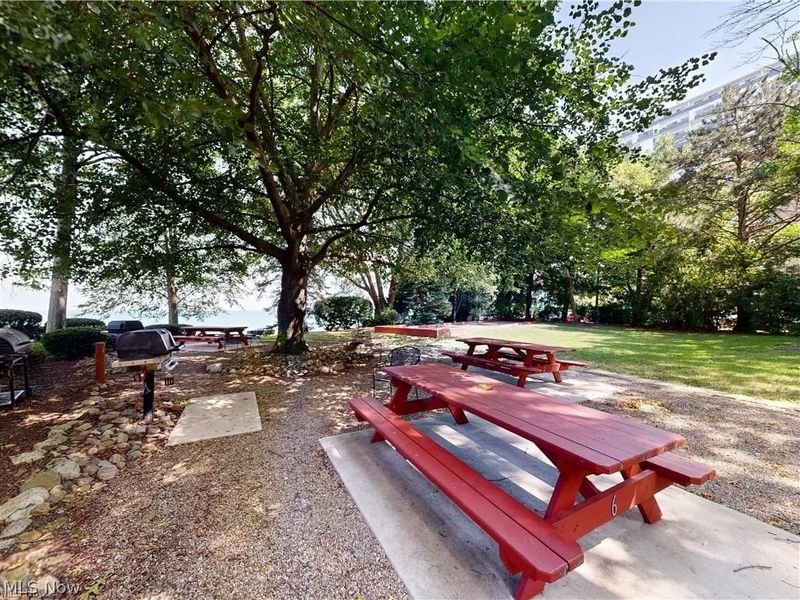 25801 Lakeshore Boulevard, Unit 20, Euclid, OH 44132 Photo 22