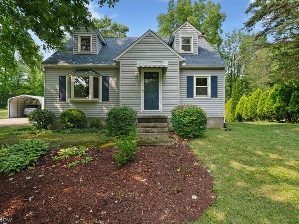 2134 Plymouth Drive, Uniontown, OH 44685