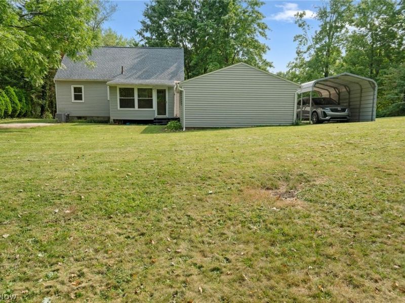 2134 Plymouth Drive, Uniontown, OH 44685 Photo 14
