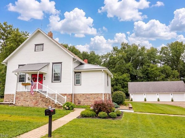 15710 Cenfield Street NE, Alliance, OH 44601