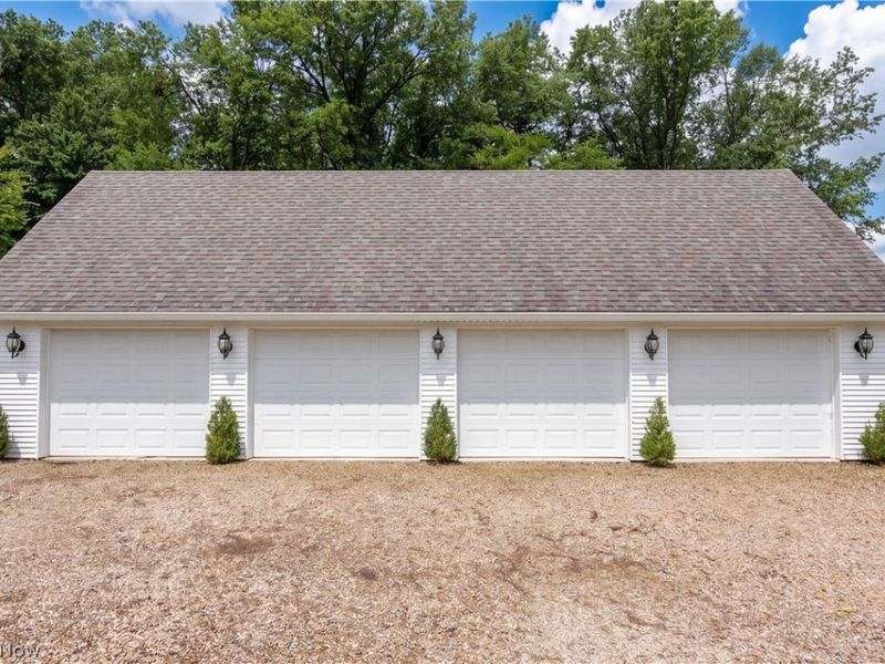 15710 Cenfield Street NE, Alliance, OH 44601 Photo 41