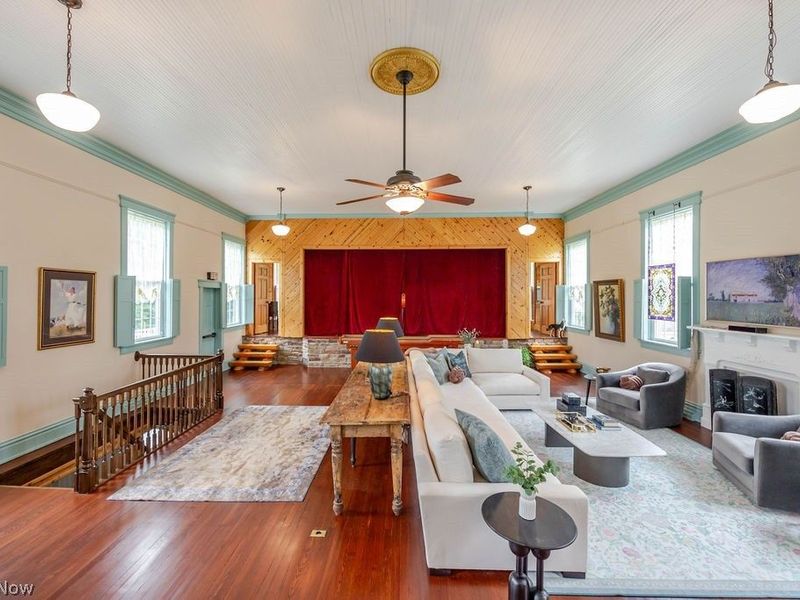15710 Cenfield Street NE, Alliance, OH 44601 Photo 9