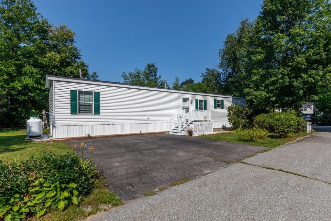 464 Boston Post Road, Unit 30, Amherst, NH 03031 Main Photo