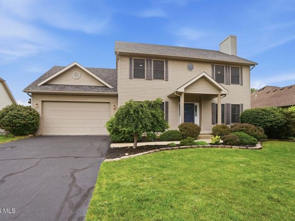 1424 S Redhawk Drive , Perrysburg, OH 43551