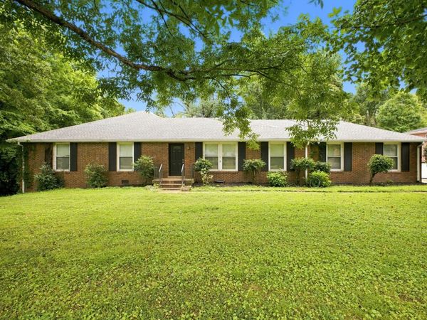 313 Timberdale Ct , Nashville, TN 37211