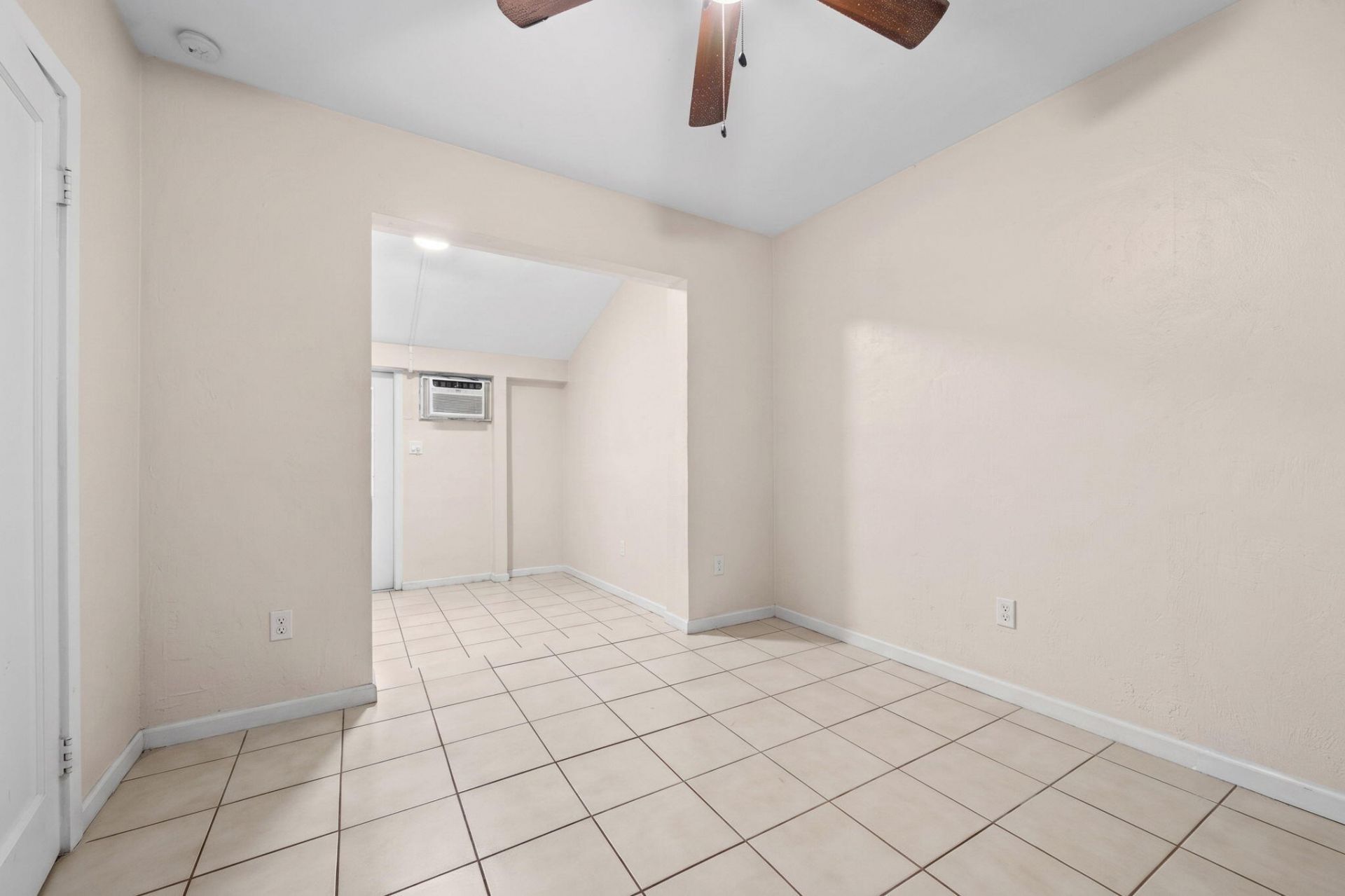 1602 S 17th Avenue, Unit 1-3, Hollywood, FL 33020 Photo