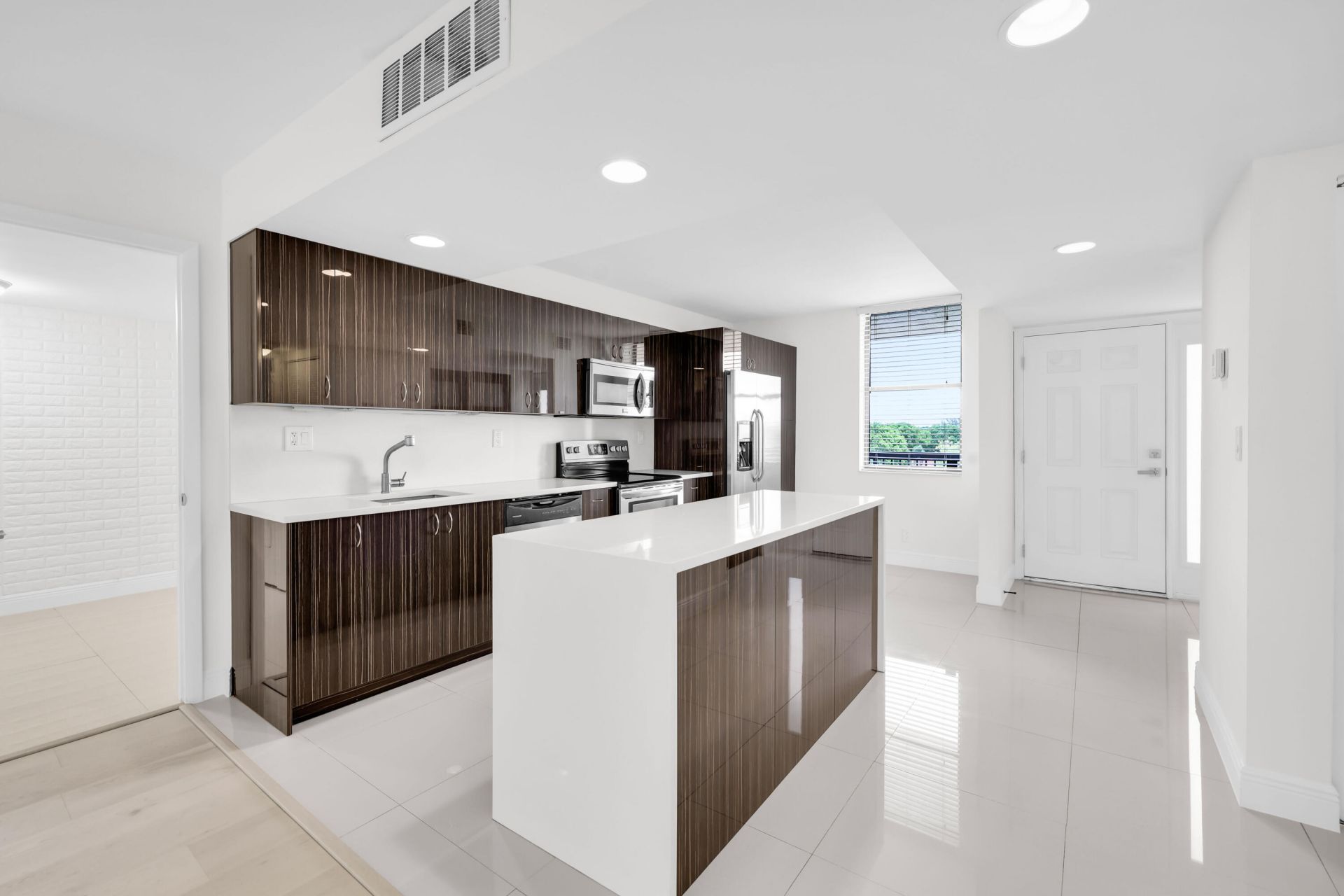 2768 Carambola Circle S, Unit 501, Coconut Creek, FL 33066 Photo