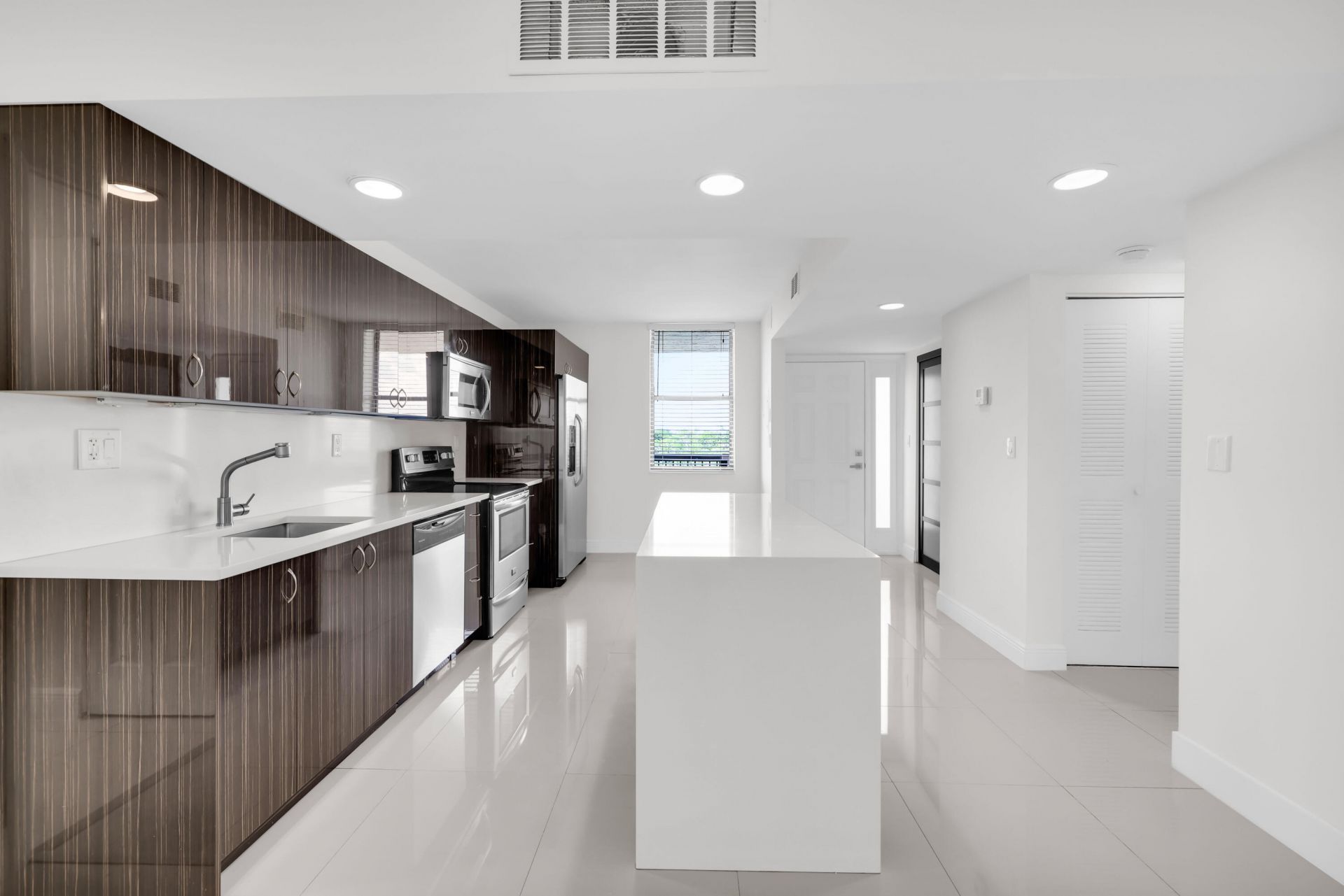 2768 Carambola Circle S, Unit 501, Coconut Creek, FL 33066 Photo