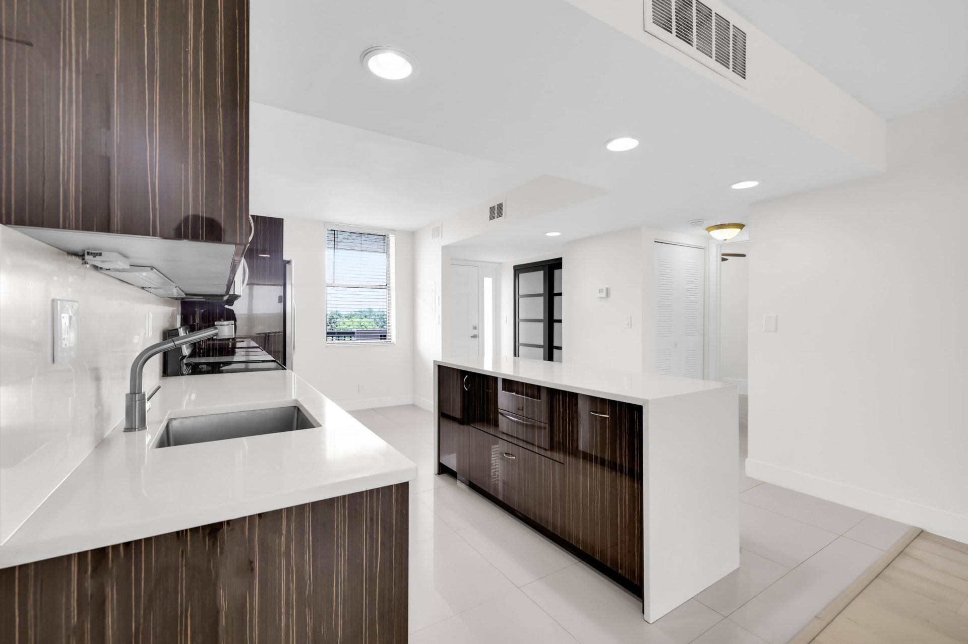 2768 Carambola Circle S, Unit 501, Coconut Creek, FL 33066 Photo