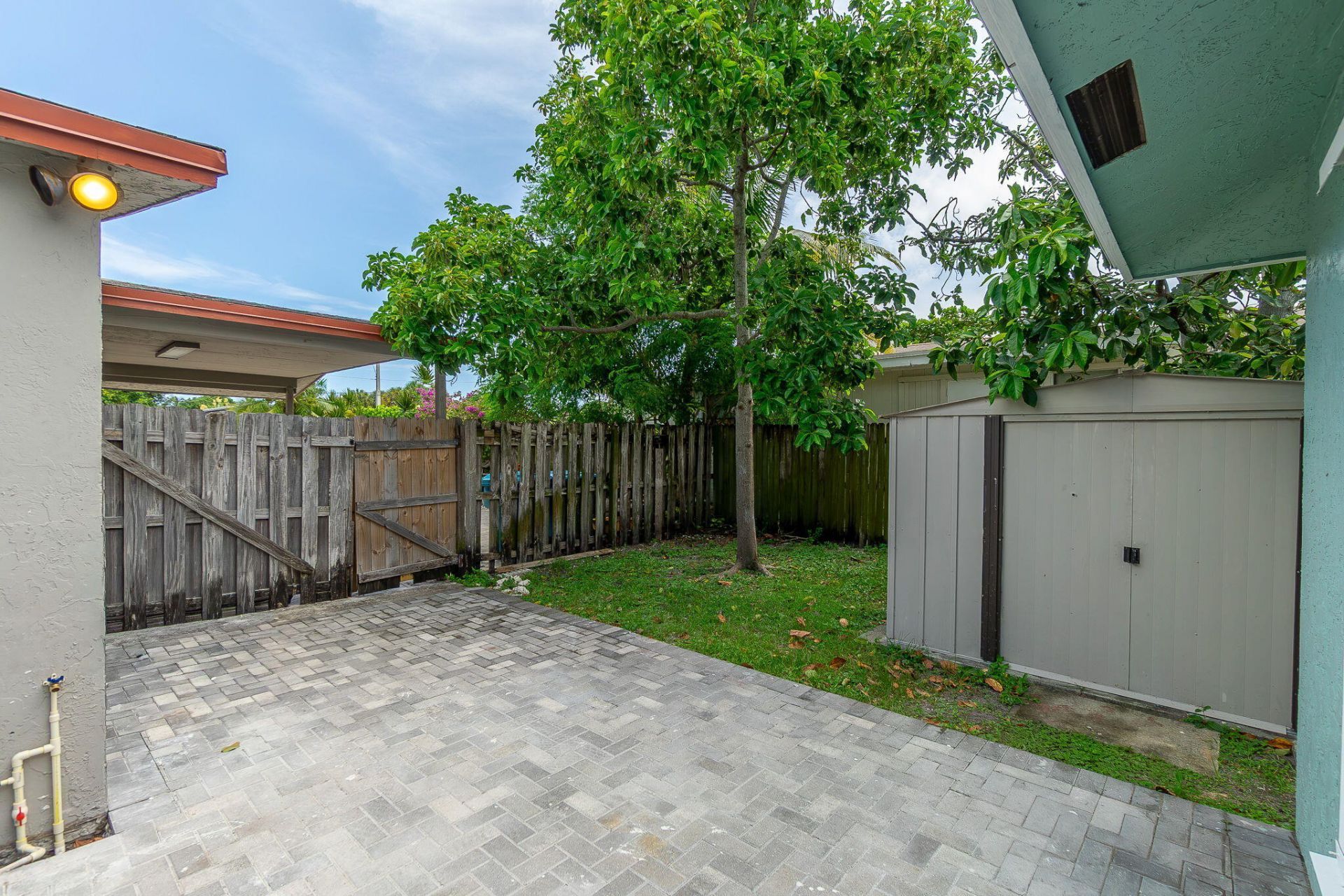 2831 N Seacrest Boulevard, Unit A, Boynton Beach, FL 33435 Photo