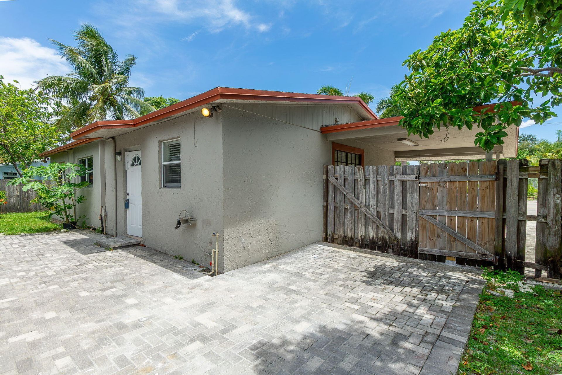 2831 N Seacrest Boulevard, Unit A, Boynton Beach, FL 33435 Photo
