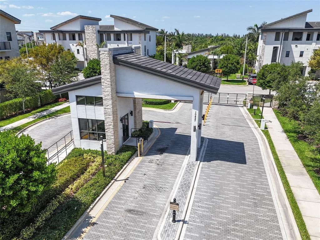 10473 NW 82nd Street, Unit 9, Doral, FL 33178 Photo