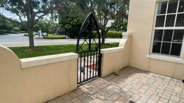 806 NW 82nd Place, Boca Raton, FL 33487 Photo